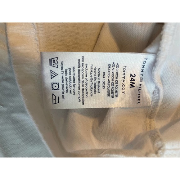 Tommy Hilfiger top. Short ruffle sleeve, white w/ logo and heart. Size 24m. - Picture 5 of 6